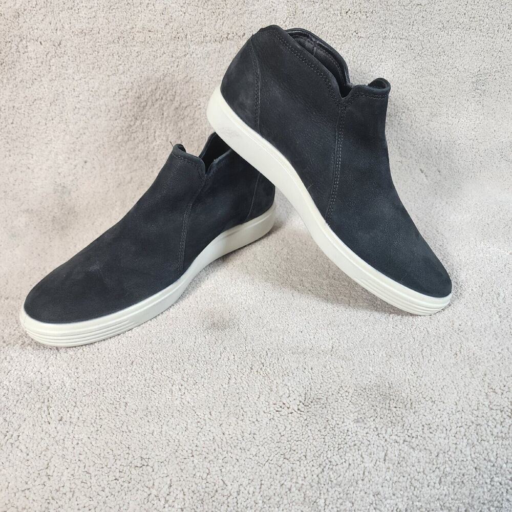 ECCO Soft Black Nunbuck Leather High Top Sneakers Danish Design Women's Sz 9